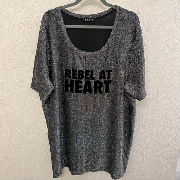 Rebel at Heart Sparkly Sort Sleeve Tee Size 3X - Picture 1 of 4